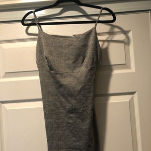 WINDSOR DRESS SIZE L